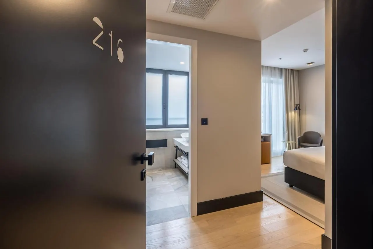 Cora Hotel Split 4*,