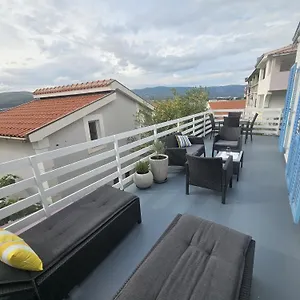 apartment-tina-trogir.hotels-in-trogir.com/
