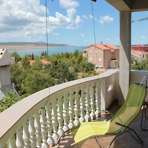 apartments-irina-rovanjska.hotelinzadar.com/